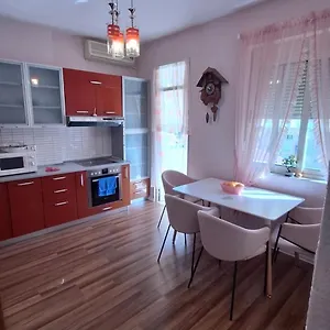  Apartment Cozyflat In The Middle Of