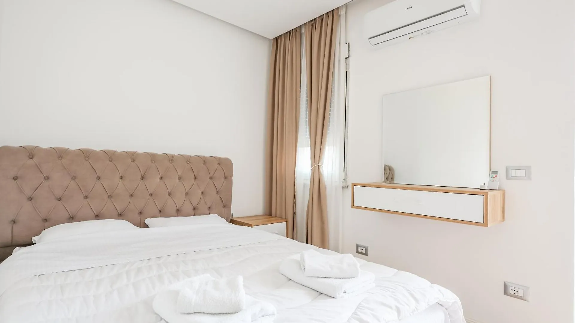 Premium Apartment In The Center Тирана